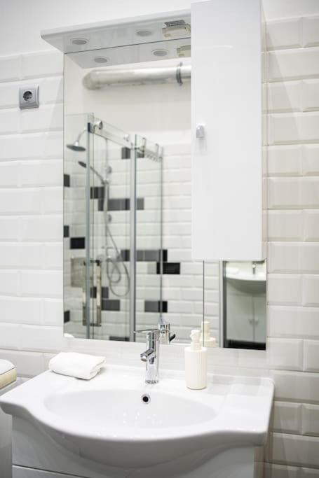 Bold Base Apartment Boedapest Buitenkant foto