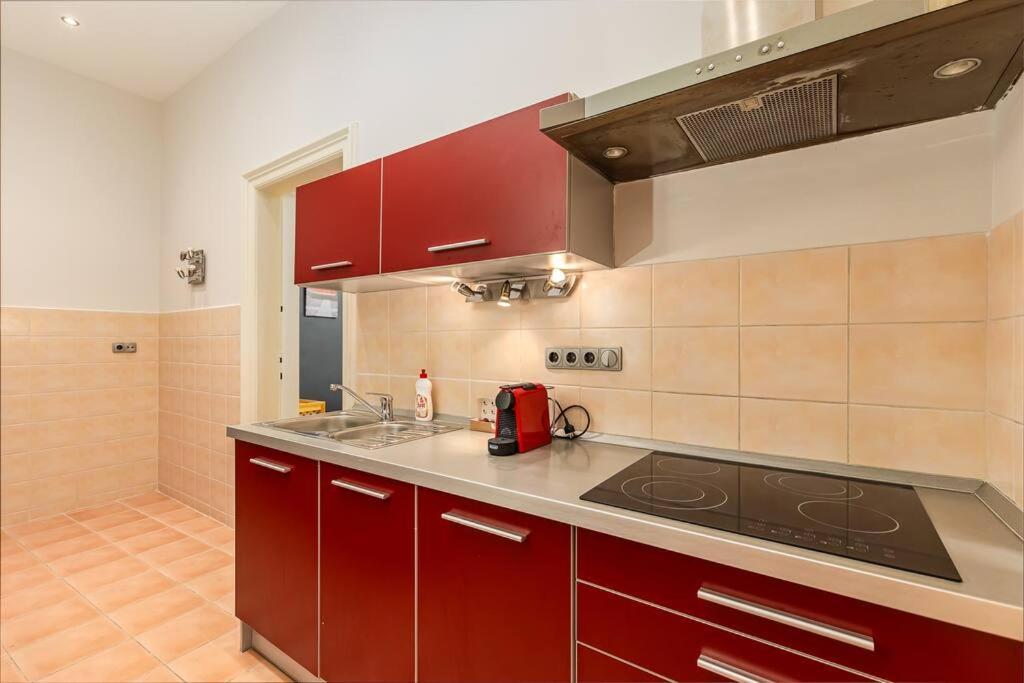 Bold Base Apartment Boedapest Buitenkant foto